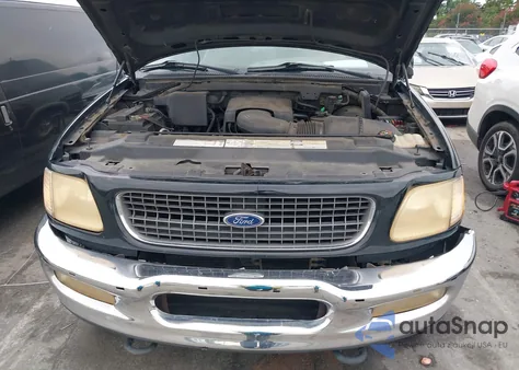 1998 Ford Expedition Eddie Bauer/Xlt из США, поврежденный, VIN 1FMPU18L5WLB82448